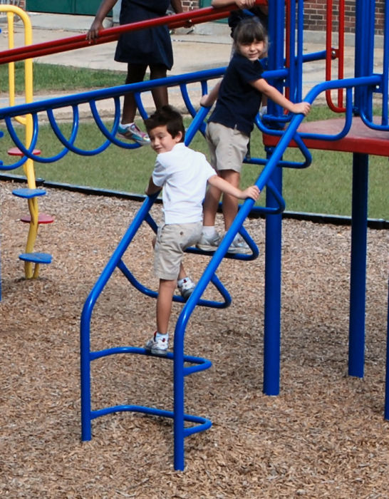 Loop Arch Playground Climber