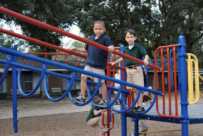 Inclined Playground Loop Bridge